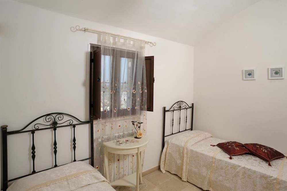 הוילה אלברובלו Trullo Narciso מראה חיצוני תמונה
