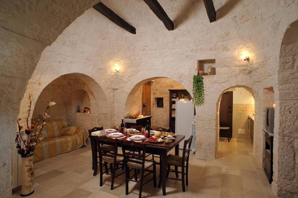 הוילה אלברובלו Trullo Narciso מראה חיצוני תמונה